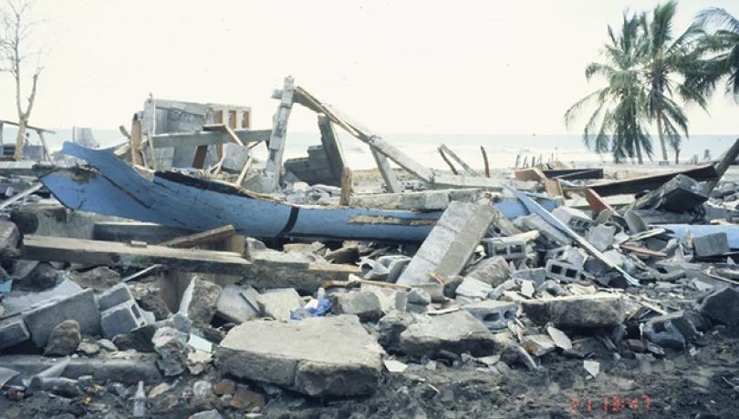 The tsunami generated by the 1992 Nicaragua earthquake killed about 170 people and left 13,500 homeless / Harry Yeh (NCEI). The tsunami generated by the 1992 Nicaragua earthquake killed about 170 people and left 13,500 homeless / Harry Yeh (NCEI).