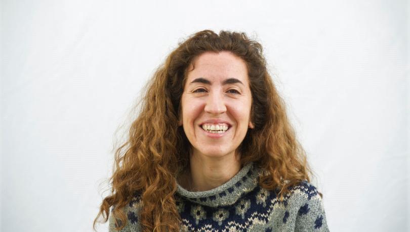 The researcher is part of the Marine Renewable Resources Department of the ICM-CSIC. The researcher is part of the Marine Renewable Resources Department of the ICM-CSIC.