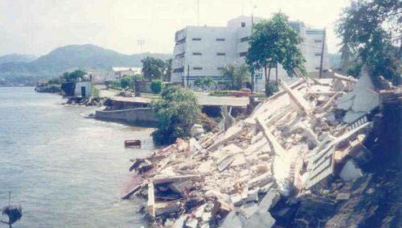 In the last 100 years, up to 3 large tsunamigenic earthquakes of magnitude 8 have been recorded on this stretch of coastline / AF Medios.
