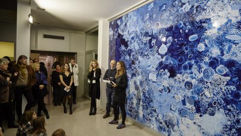 The "Ancestral Forest" is a large mural created by the artist Anna Rierola / ICM-CSIC.