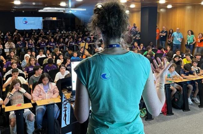 Aquest any l'alumnat ha presentat projectes molt interessants barrejant la ciència amb altres disciplines com la música / ICM-CSIC.