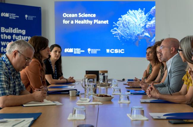 Durant la jornada la consellera ha rebut informació detallada sobre les línies estratègiques del centre / ICM-CSIC. 